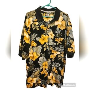 VNTG Tommy Bahama polo shirt